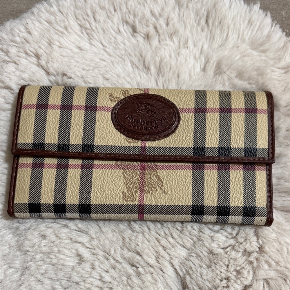 Vintage Burberry’s London Nova Check Leather Long Wallet